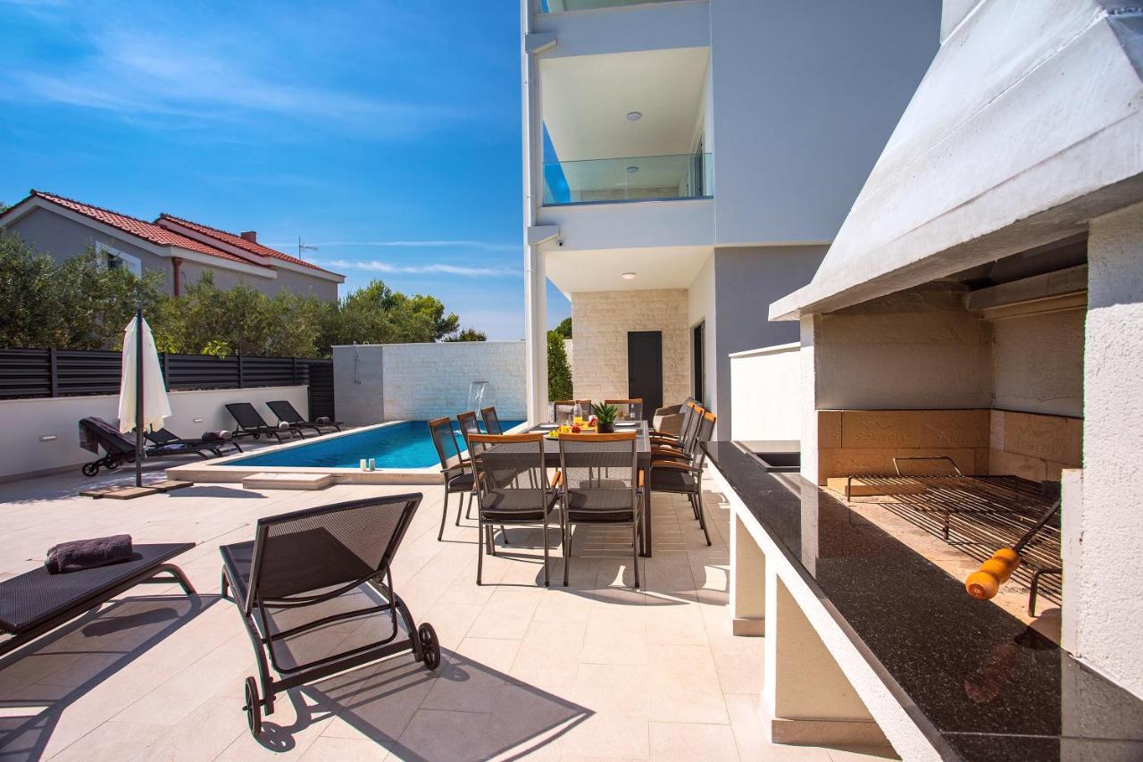 Villa Petra Kastela Exterior photo